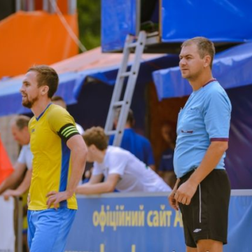 Чемпионат Украины по пляжному футболу: Обзор первого игрового дня