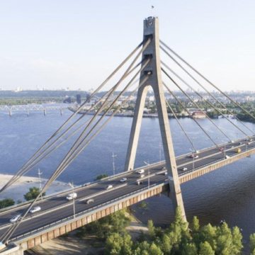 В Киеве на месяц вводят ограничения движения на одном из мостов