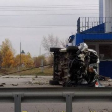 Жуткое ДТП в Киеве: автомобиль на полном ходу врезался в пост полиции