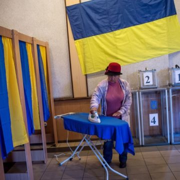 Рекордные выборы: сколько желающих стать президентом Украины