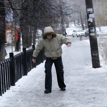 В Киеве за месяц из-за гололеда пострадали полторы тысячи человек