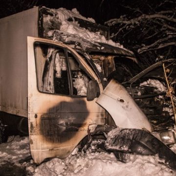 В Киеве водитель заживо сгорел в машине