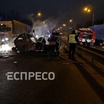 ДТП под Киевом: пассажирка сгорела заживо